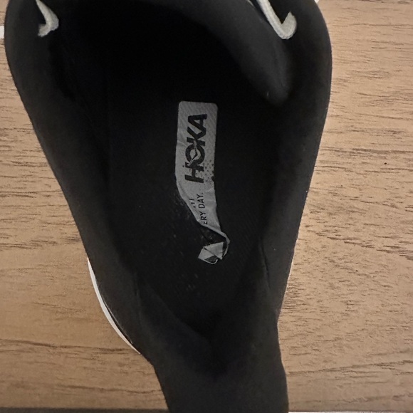 Hoka Clifton 8 Black with White Accents - Picture 7 of 10